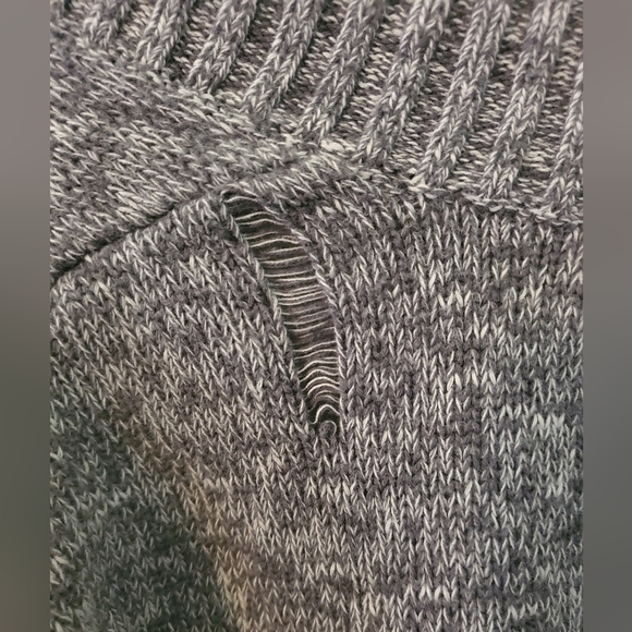 Old Navy Open Front Sweater - Picture 3 of 5